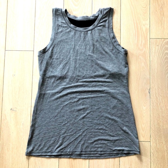 Lululemon Cutout Back Tank Top in Grey - Picture 2 of 8